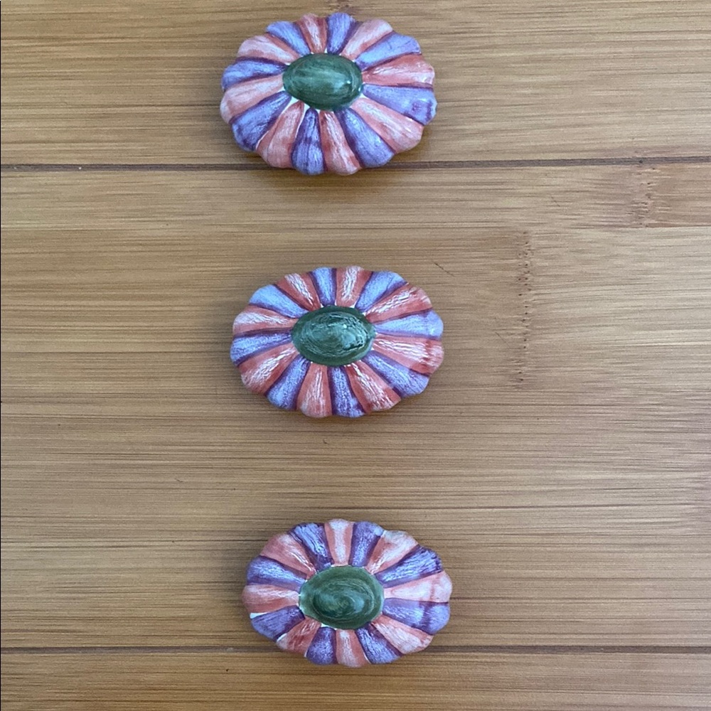 MacKenzie-Childs Ceramic Knobs Set Of 3 Floral Green Purple Orange Vintage - Picture 3 of 17